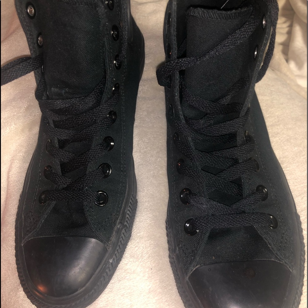Converse Chuck Taylor Hi Top Black size 7 men